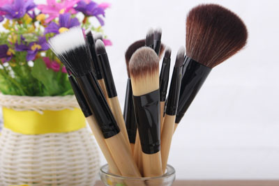 化妝用品按照功能可以分成什么？