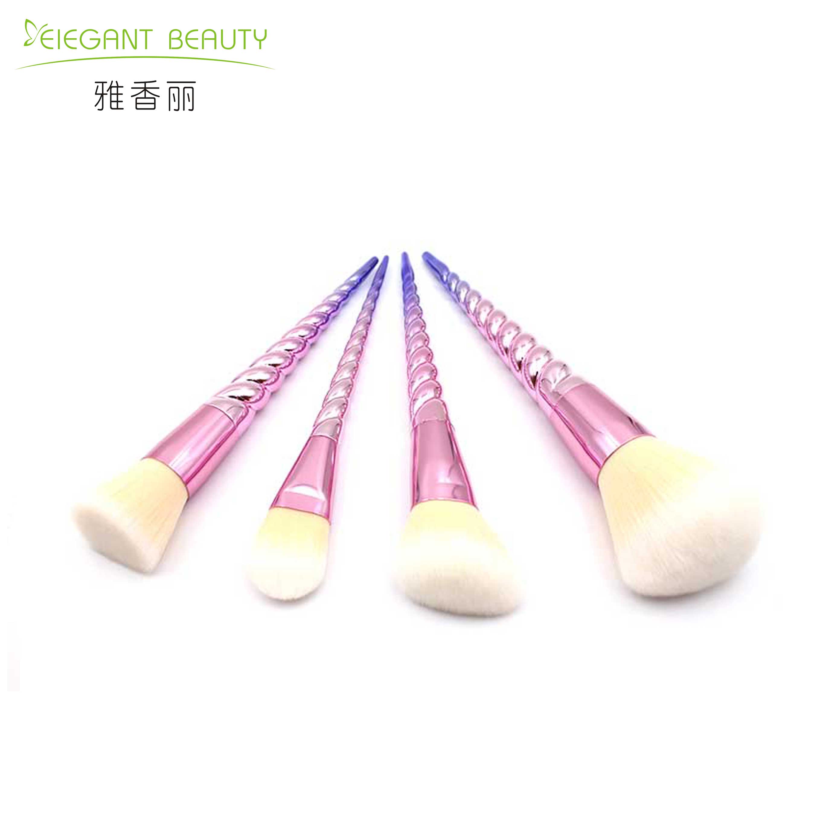 一套化妝刷可以用幾年？