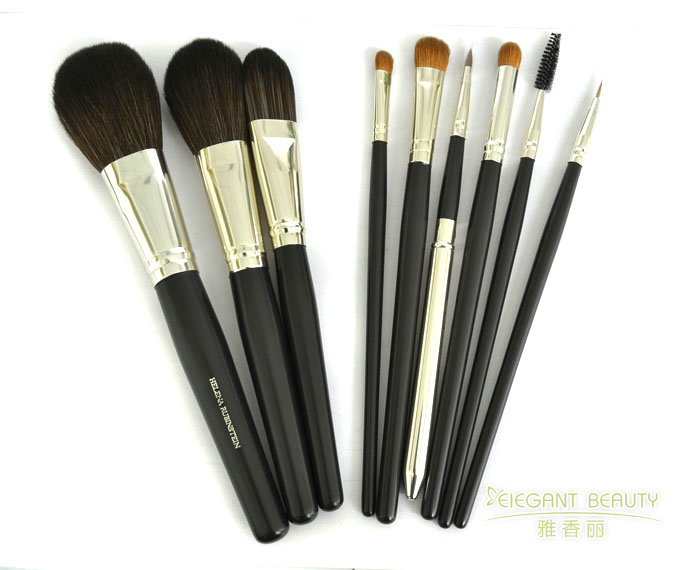 眼線刷的種類與功能：如何選擇適合你的那一支？